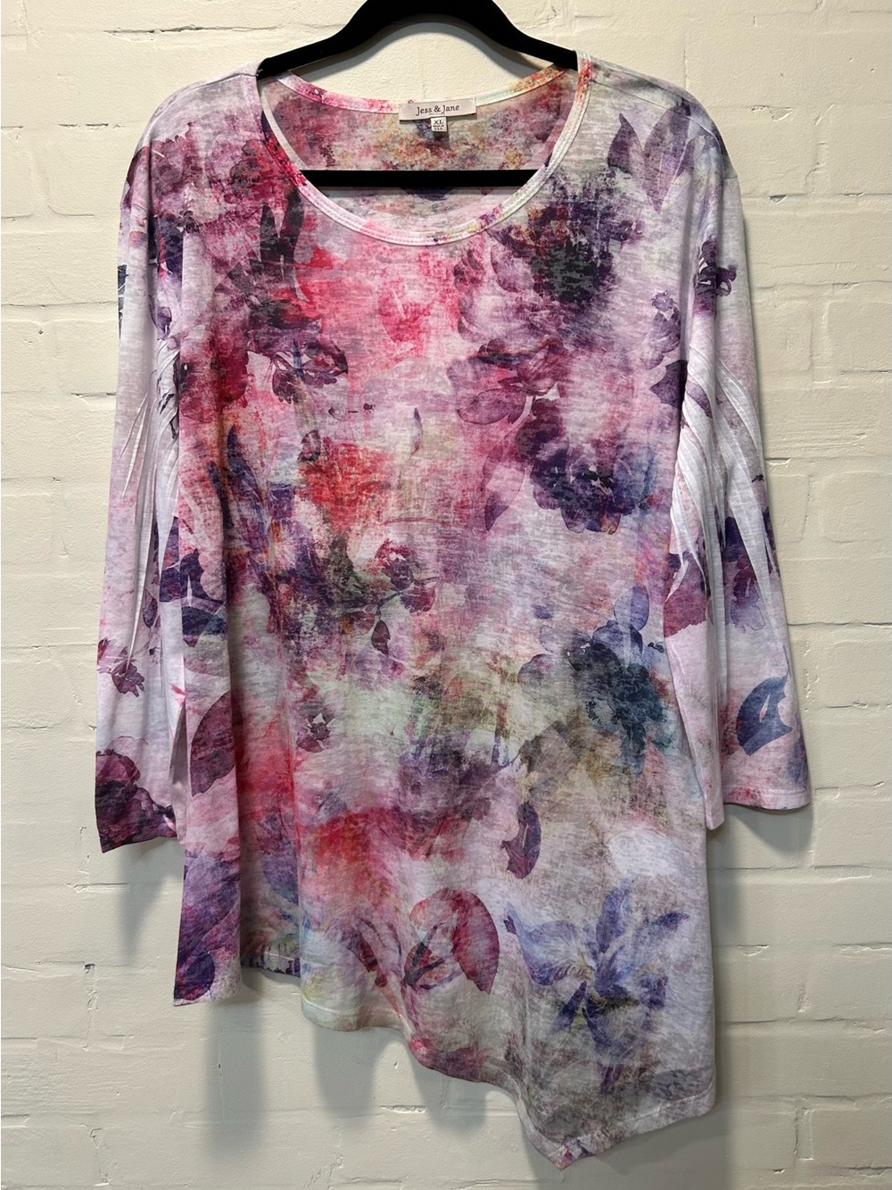 Jess & Jane Watercolor Floral Asymmetrical Tunic Top Sz XL Art to Wear Lagenlook